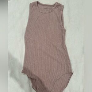 American Eagle Outfitters Ribbed Knit Top in Dusty Pink